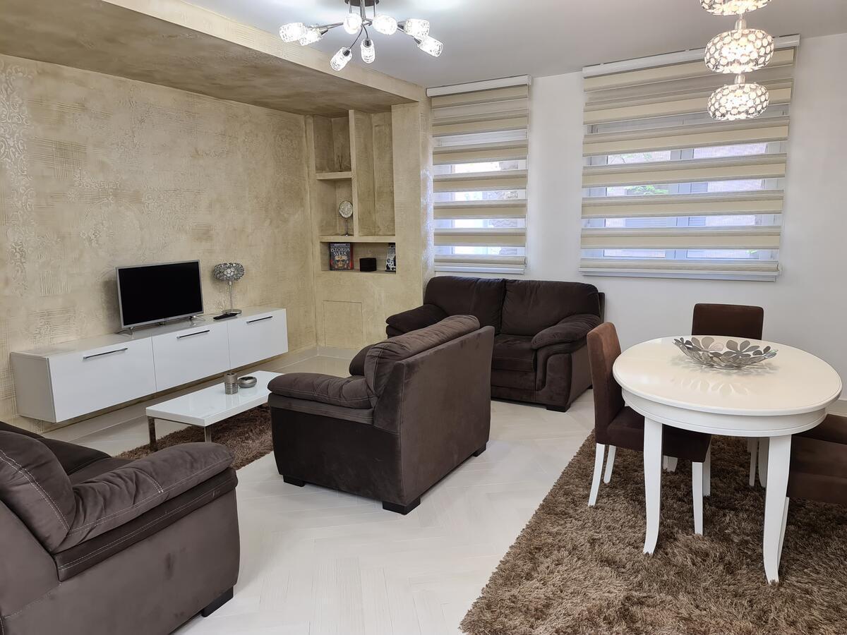 Adonis Apartment Новий Сад Екстер'єр фото